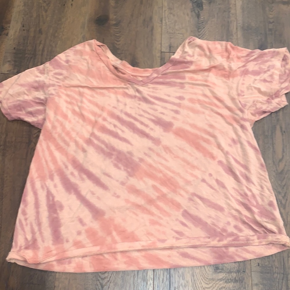 american eagle tyedye tee!